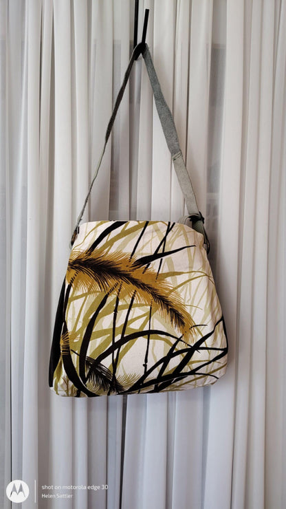Autumn Brown Fronds Sassi Mini Bag