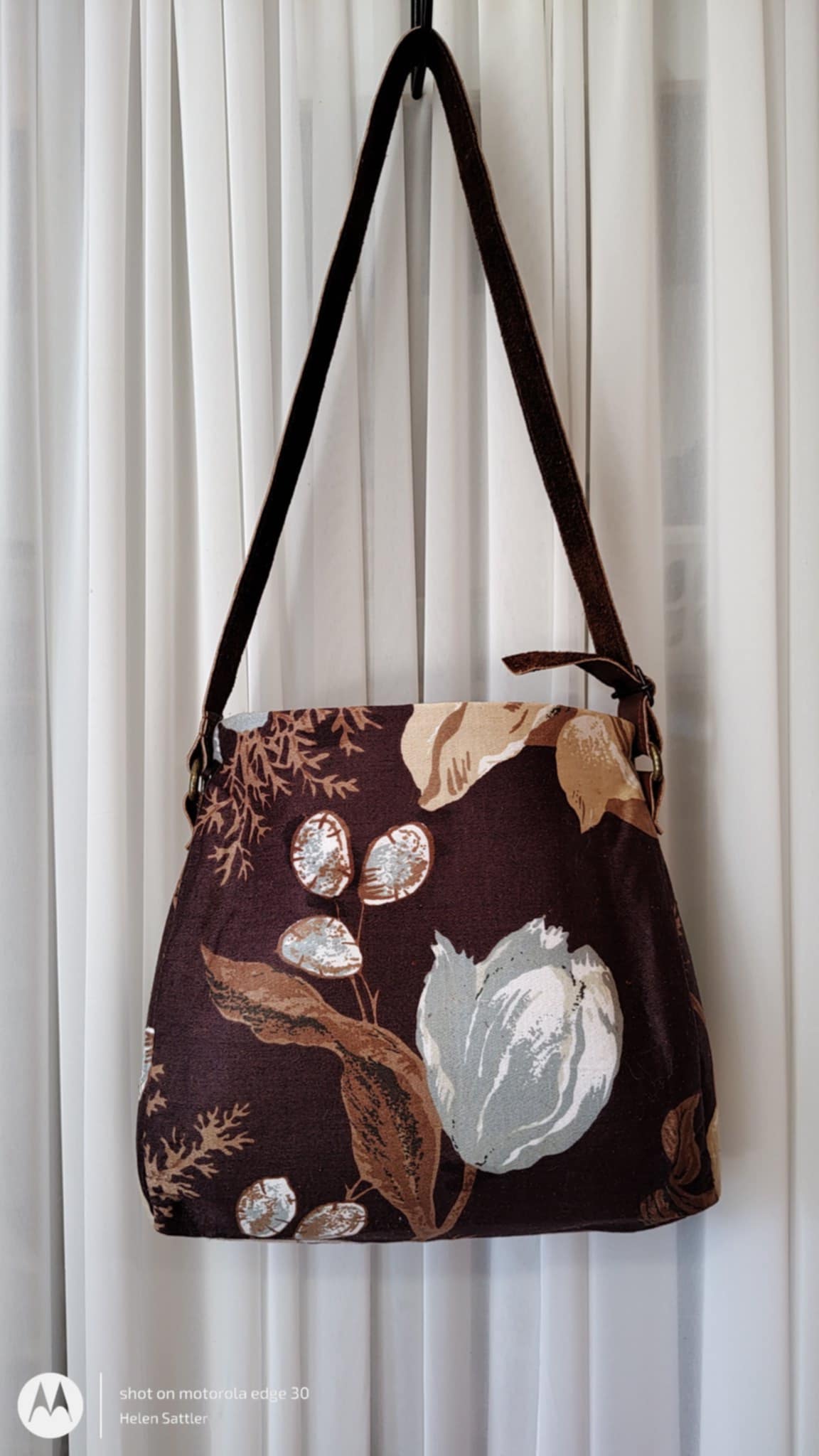 Frosty Floral Sassi Mini Bag