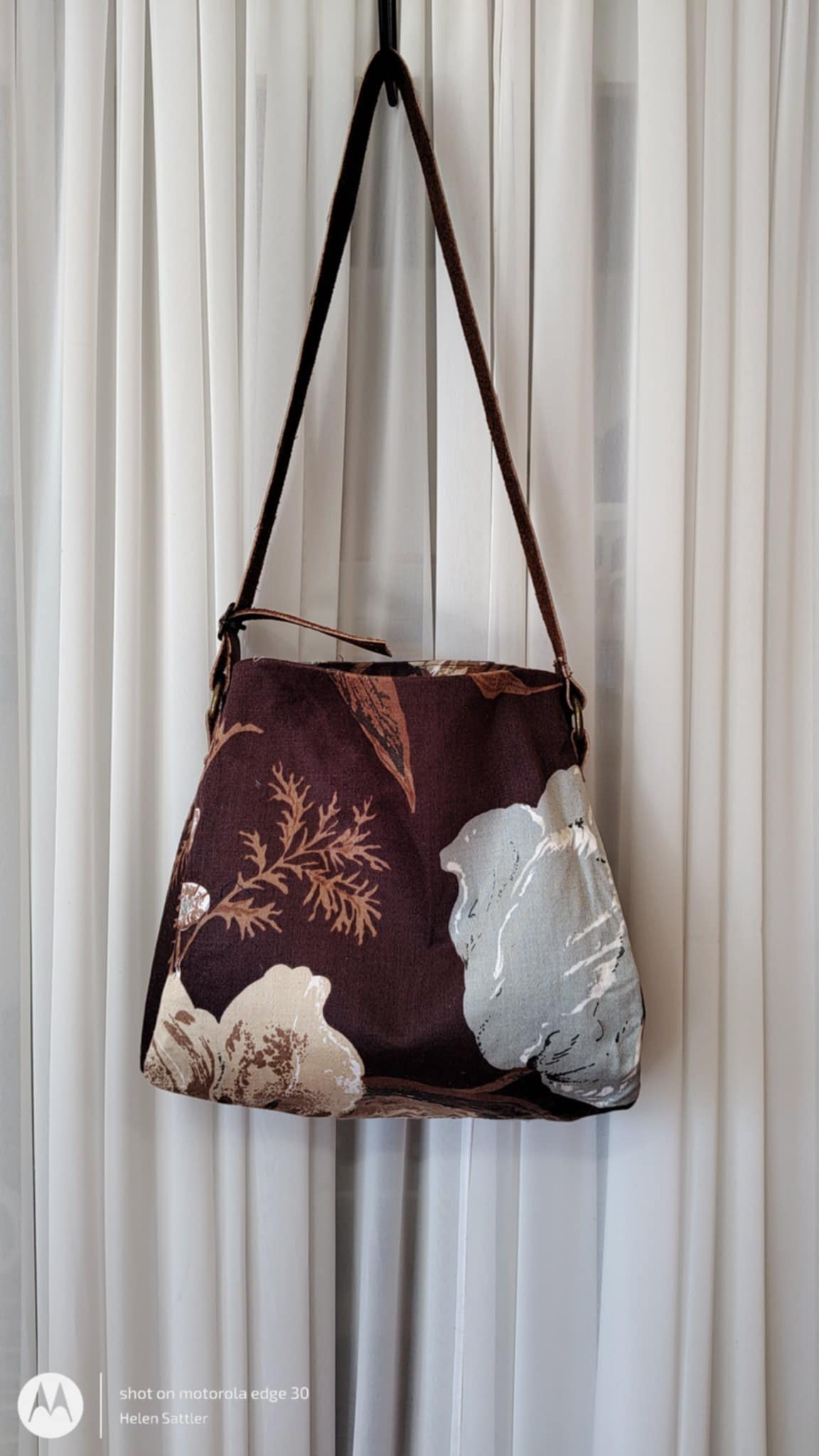 Frosty Floral Sassi Mini Bag